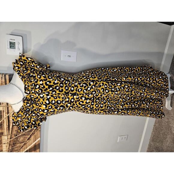 Who What Wear Leopard Print Dress with Ruffle Sleeves - Picture 3 of 8